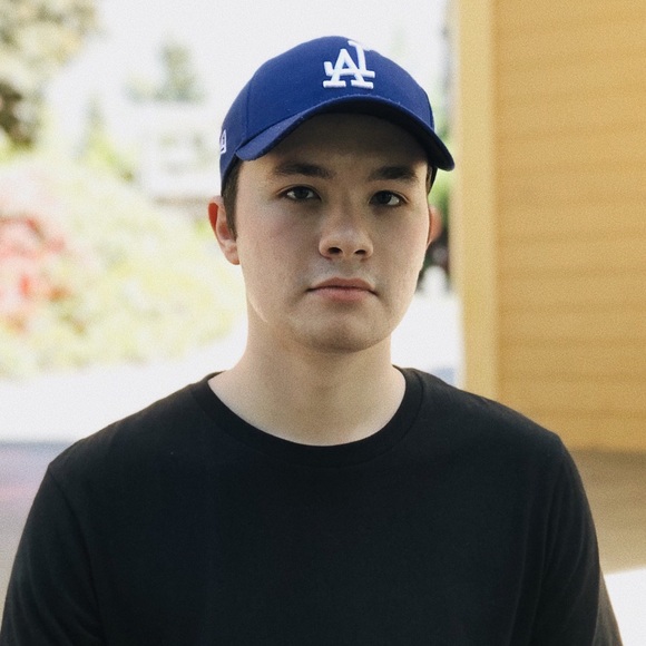 Meet your Posher, Kyle - Picture 1 of 1